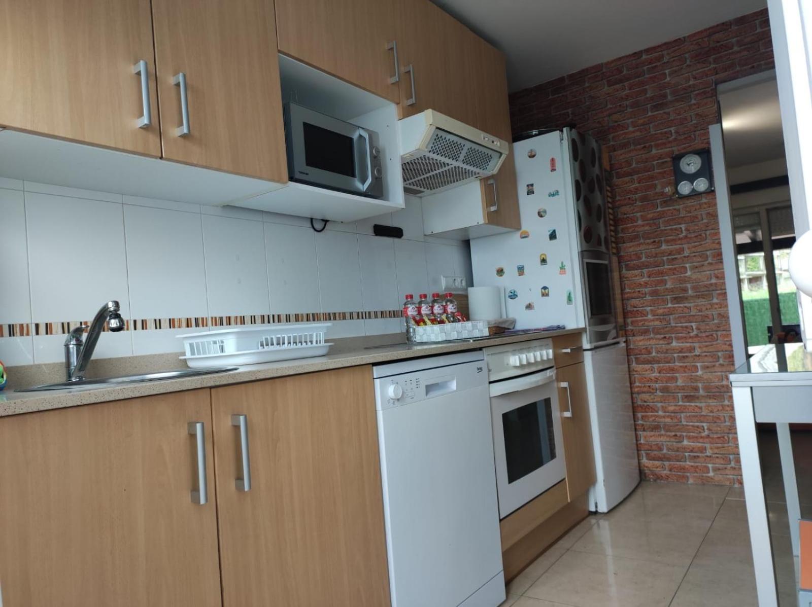 Bajo Con Jardin, Patio, Cenador Y Barbacoa. Apartment